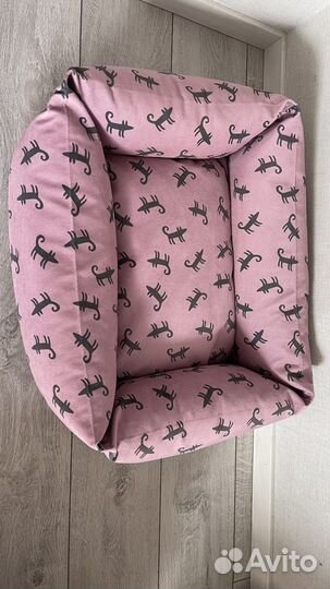 Лежанка для собак 