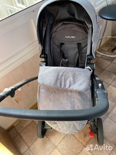 Коляска прогулочная