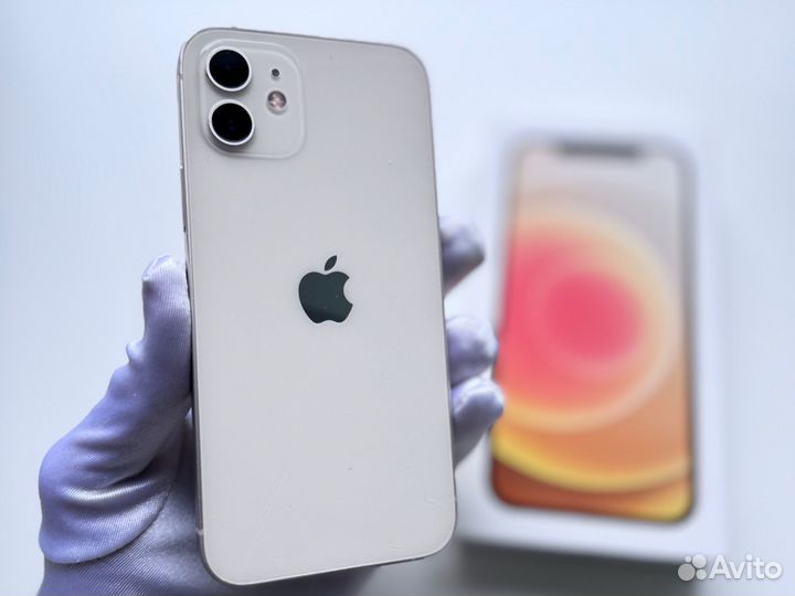 iPhone 12, 64 ГБ