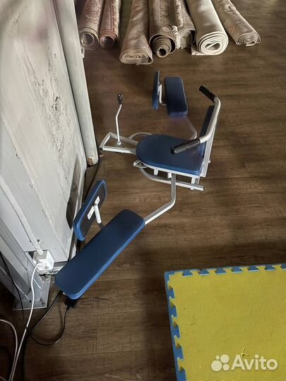 Тренажер для растяжки на шпагат