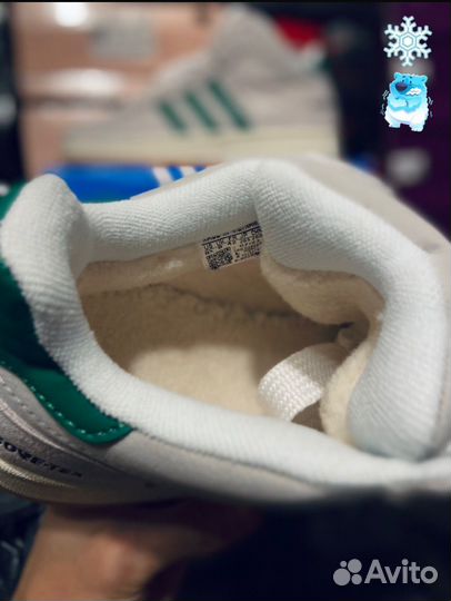 Мужские зимние кроссовки адидас