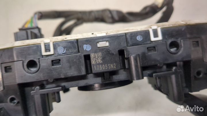 Переключатель поворотов и дворников Renault Kadjar, 2017