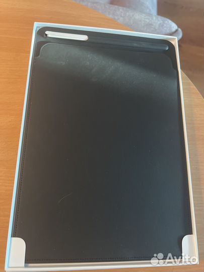 Оригинальный чехол Apple для iPad 10.5
