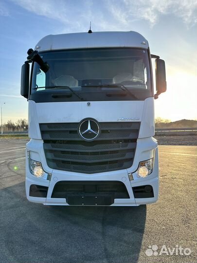 Mercedes-Benz Actros 1840, 2023