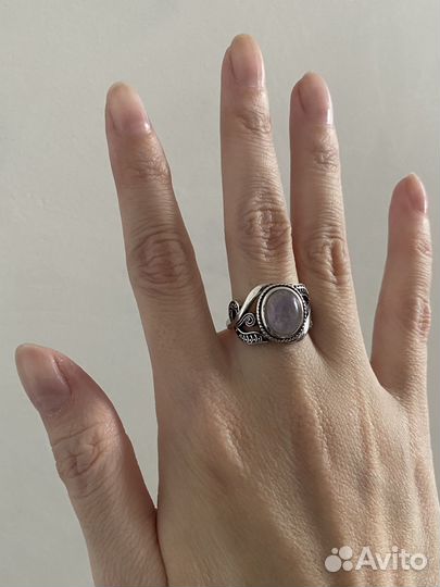 Серебряное кольцо с аметистом