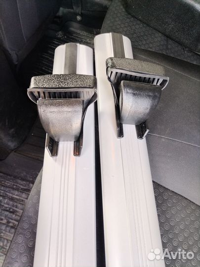 Багажник на рейлинги