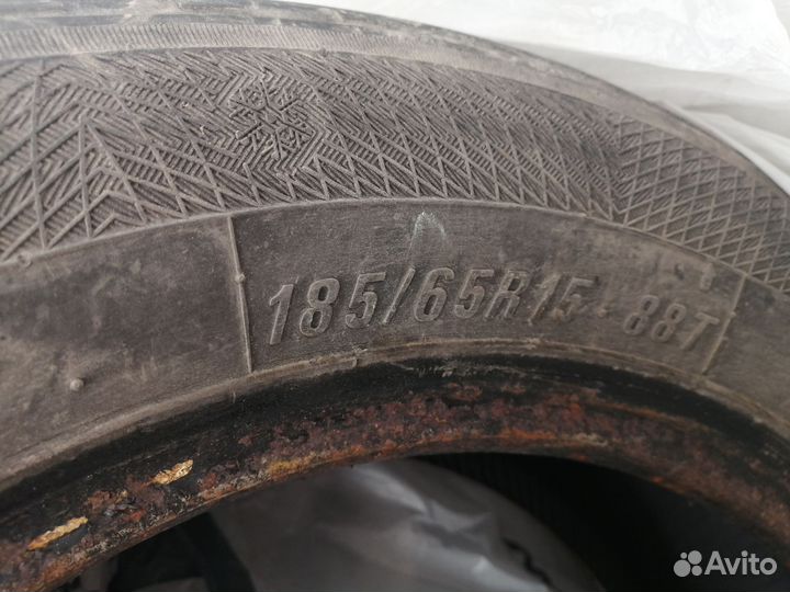 Maxxis NP5 Premitra Ice Nord 185/65 R15 88