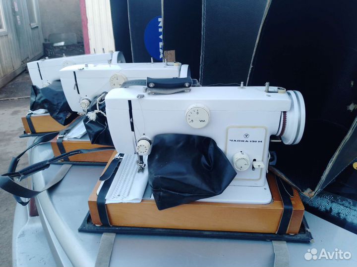 Швейная машинка чайка 132м