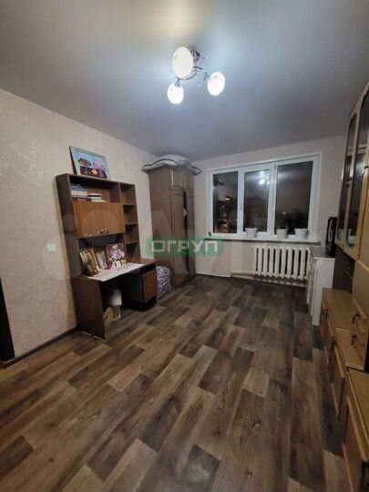 3-к. квартира, 60 м², 5/5 эт.