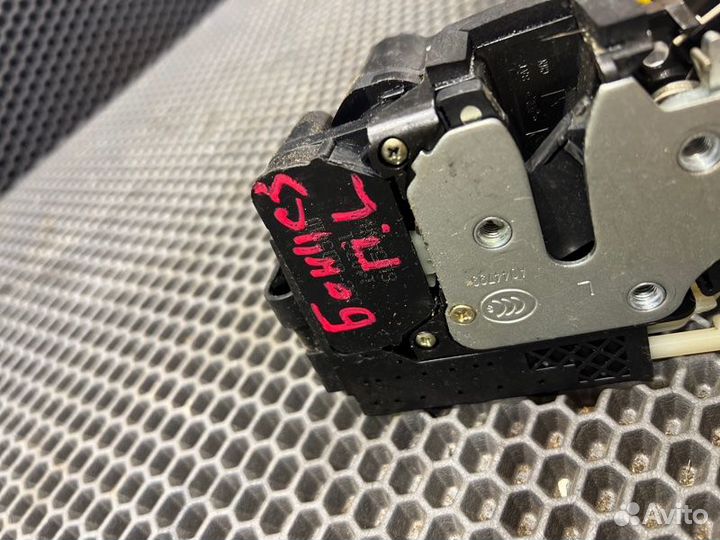 Замок двери передний левый Chery Bonus 3 A19 SQR