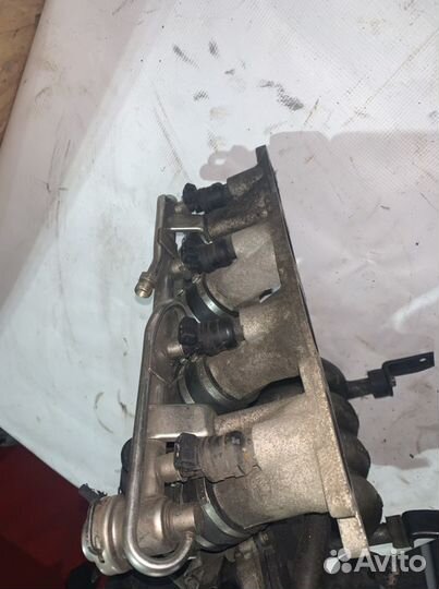 Коллектор впускной в сборе audi a4 b5 1.6 до рест