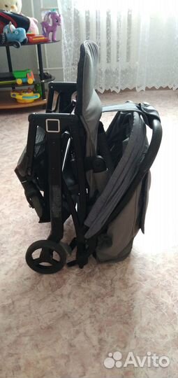 Прогулочная коляска Urbini