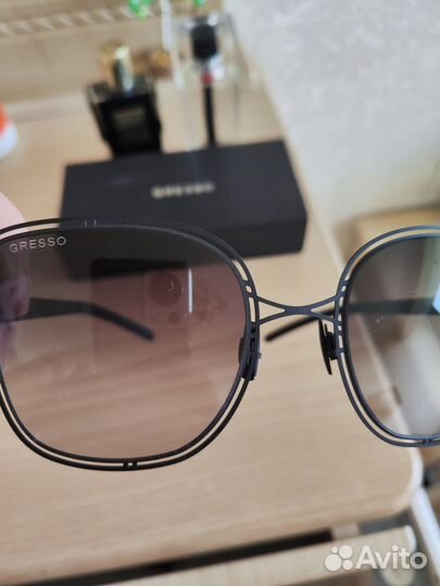 Солнцезащитные очки женские брендовые