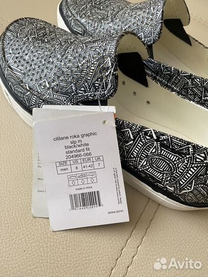 Слипоны Crocs