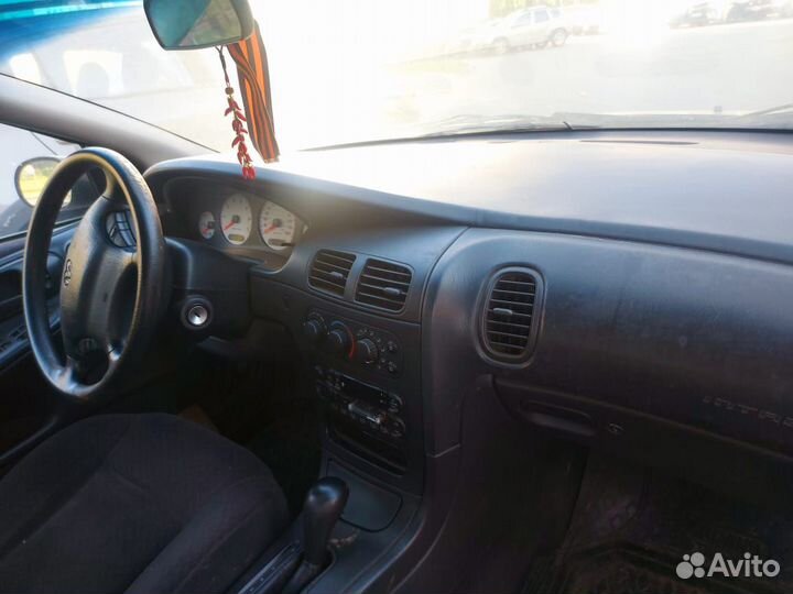 Dodge Intrepid 2.7 AT, 2000, 300 000 км