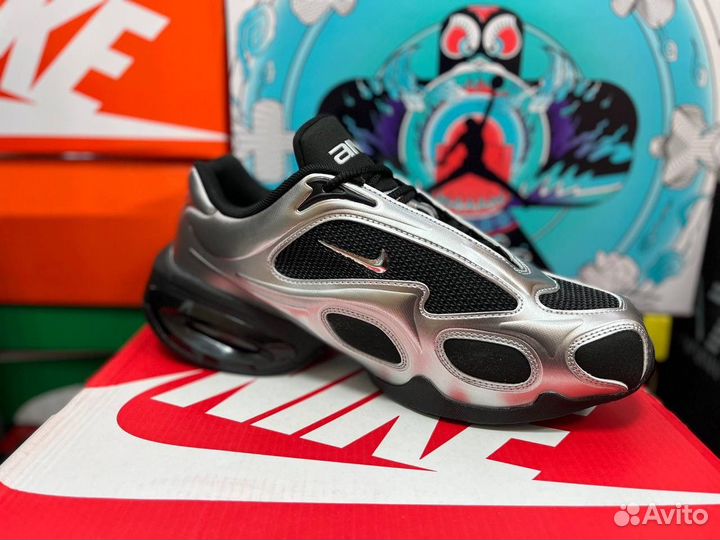 Кроссовки Nike