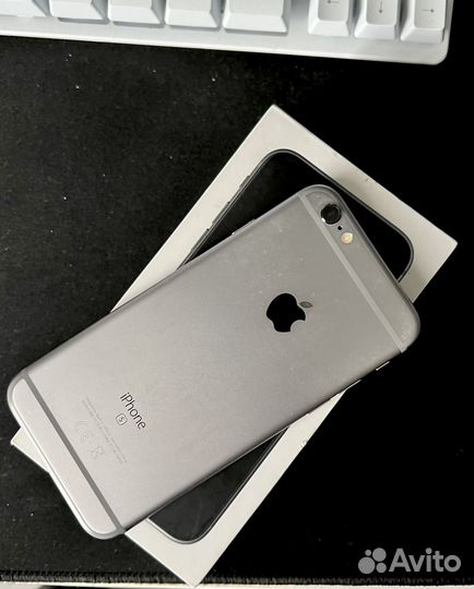 iPhone 6S, 32 ГБ
