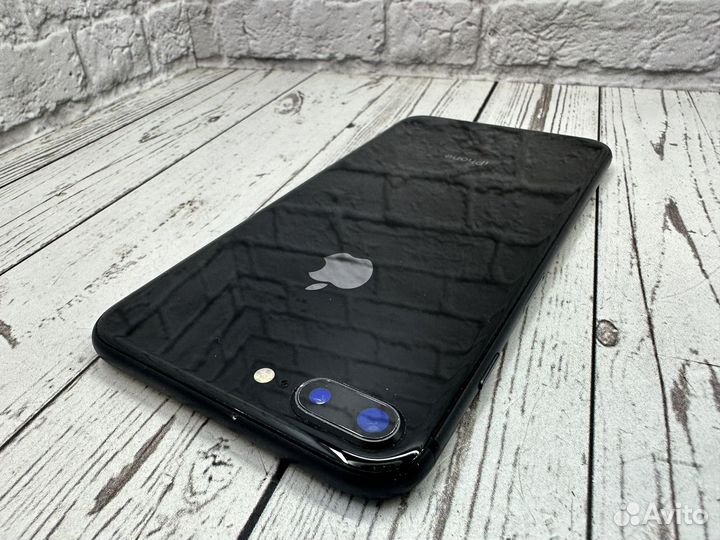 iPhone 8 Plus, 64 ГБ