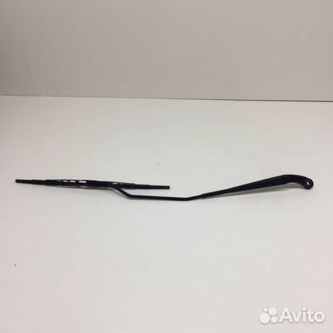 Поводок стеклоочистителя передний правый LADA Vest