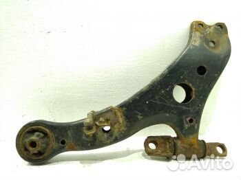 Рычаг передний левый нижний