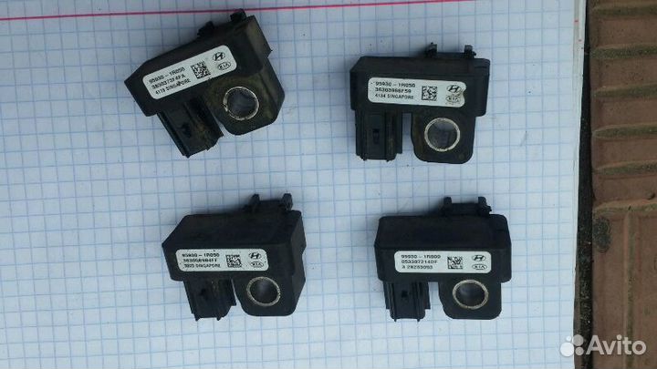 Hyundai Solaris датчик удара