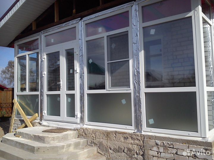 Отделка и остекление балконов, веранд, террас