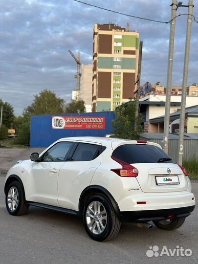 Nissan Juke, 2012