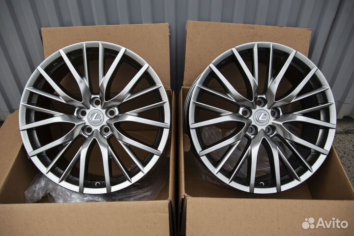 Комплект дисков r18 5x114.3 lexus/toyota hb