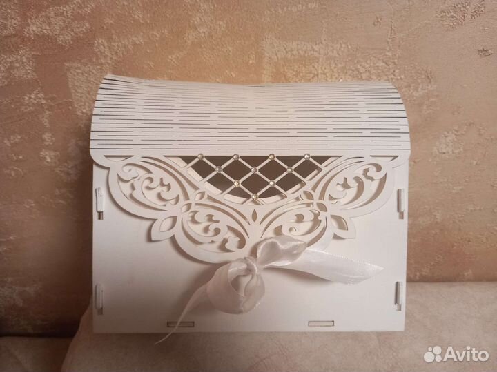 Свадебный сундук для денег