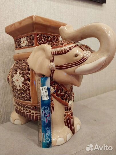 Керамический слон