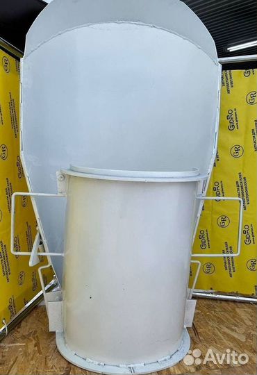 Разгрузочный лоток на автобетоносмеситель тза