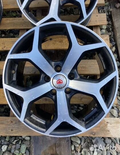 Литые диски R17 (538)