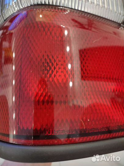 Задний фонарь левый Nissan Patrol Y61 дорестайлинг
