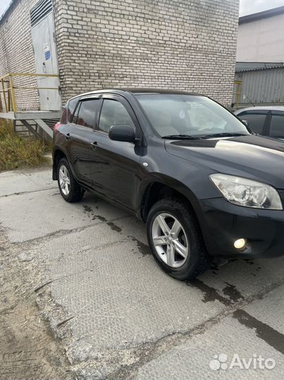 Toyota RAV4 2.0 AT, 2006, 250 000 км