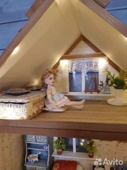 Домик кукольный