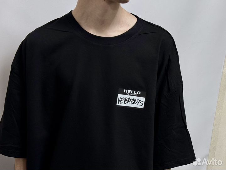 Футболка Vetements hello