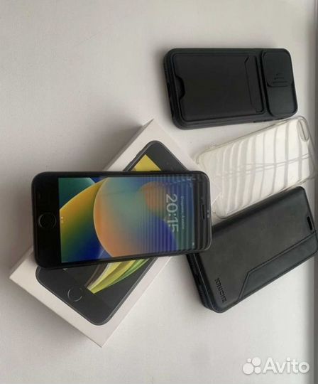 iPhone SE (2020), 128 ГБ