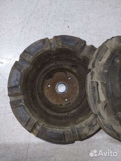 Опора передней стойки VW Transporter T5 7E0412331