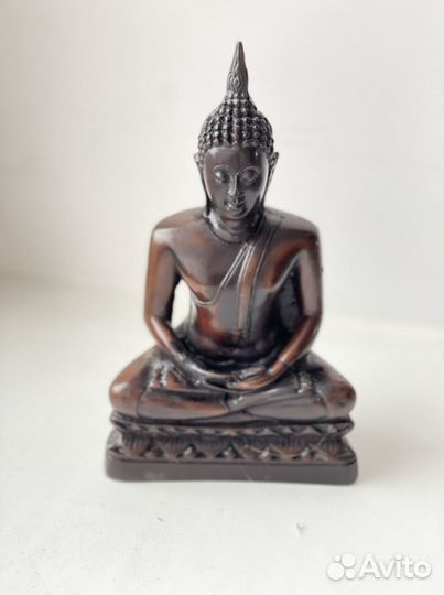 Статуэтка будды