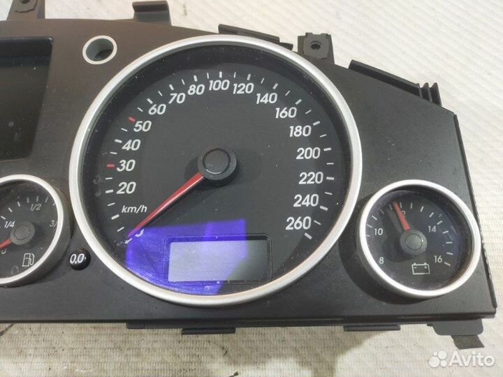 Панель приборов Volkswagen Touareg 1