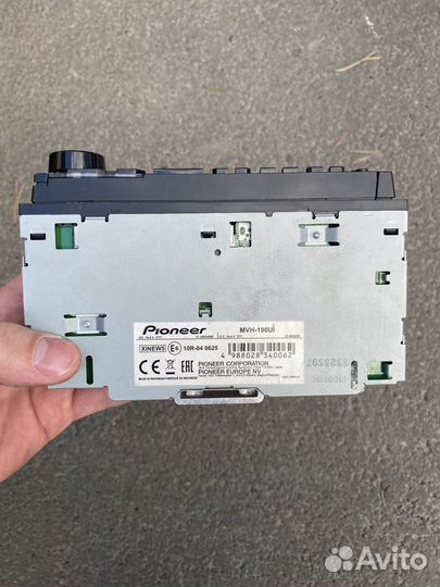 Pioner MVH-190UI (автомагнитола)