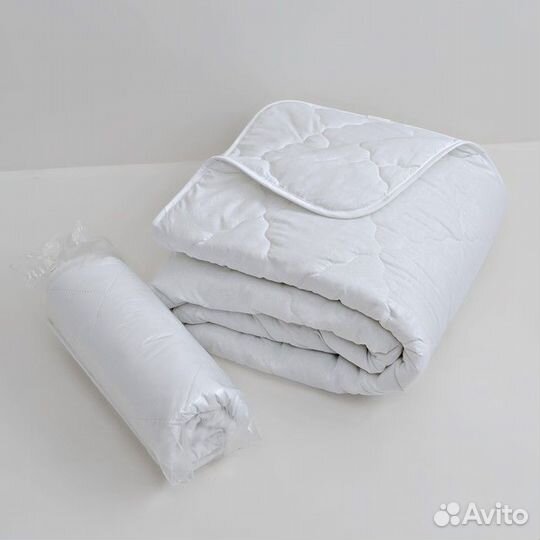 Одеяло всесезон 205х220см, файбер 150г/м, микрофиб