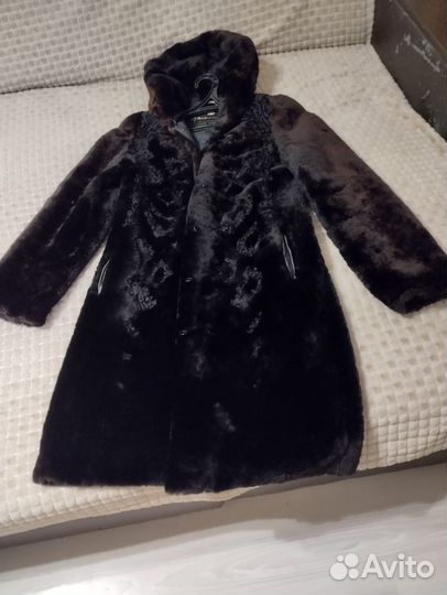 Шуба мутоновая каракуль спереди 48 50