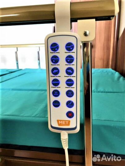 Медицинская кровать для лежачих больных met