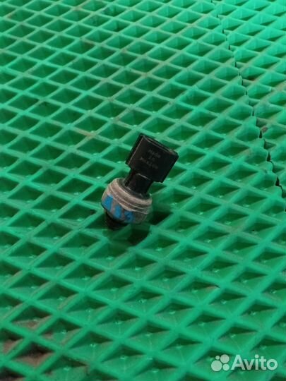 Датчик кондиционера Nissan Maxima A33