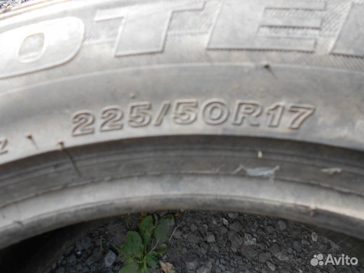 Bridgestone Potenza RE050A 225/50 R17