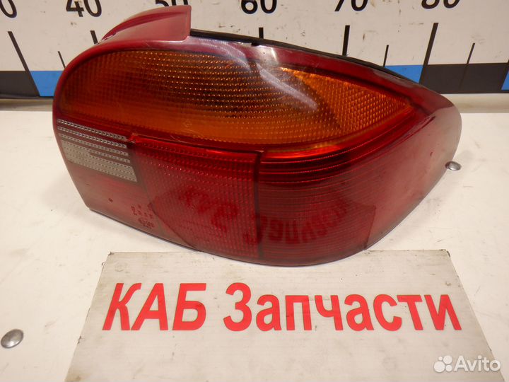 Фонарь задний правый Ford Mondeo 1993-1996