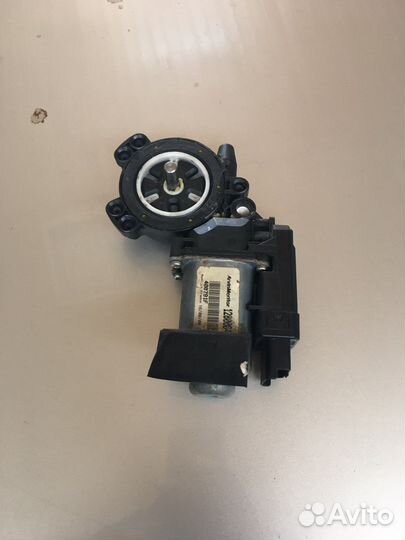 Моторчик печки Renault megane 2.Привод левый Рено