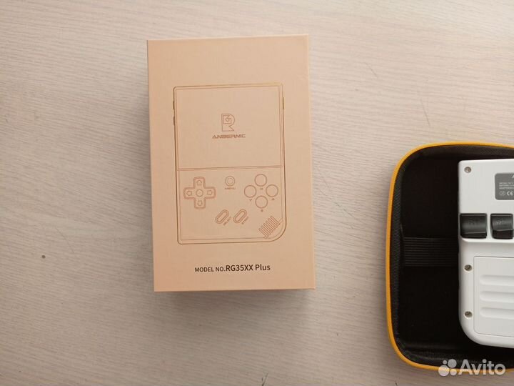 Портативная игровая приставка Anbernic RG35XX plus