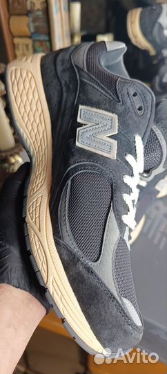 Кроссовки NEW balance 2002 RHO